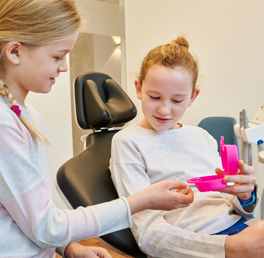 Lose Zahnspange in Starnberg für Kinder